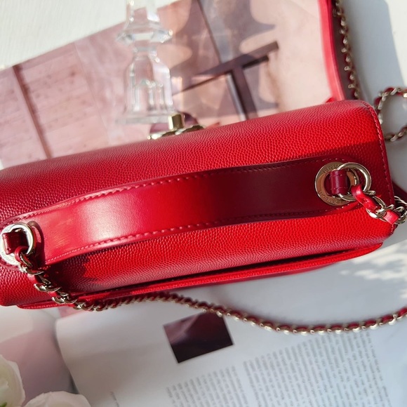 Chanel Small Business Affinity Flap Caviar Red GHW - Picture 5 of 7